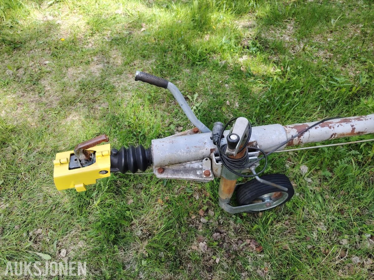 1985 Skibsplast 550 55hk Yamaha Båthenger